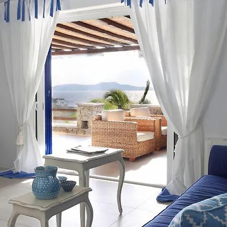 Chloe - Private Beachfront Mykonos Town