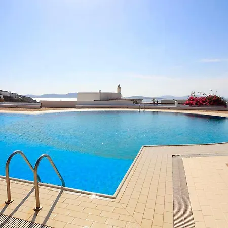 Chloe - Private Beachfront Villa