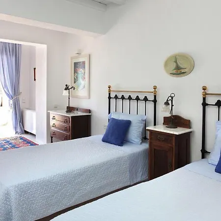 Chloe Mykonos Town